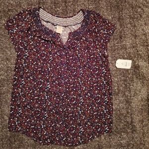 Floral pattern faded glory blouse